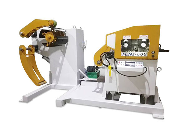三機一體NC伺服料架矯正直送料機（TLN2）