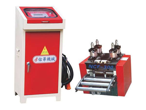 厚闆NCF數控送料機